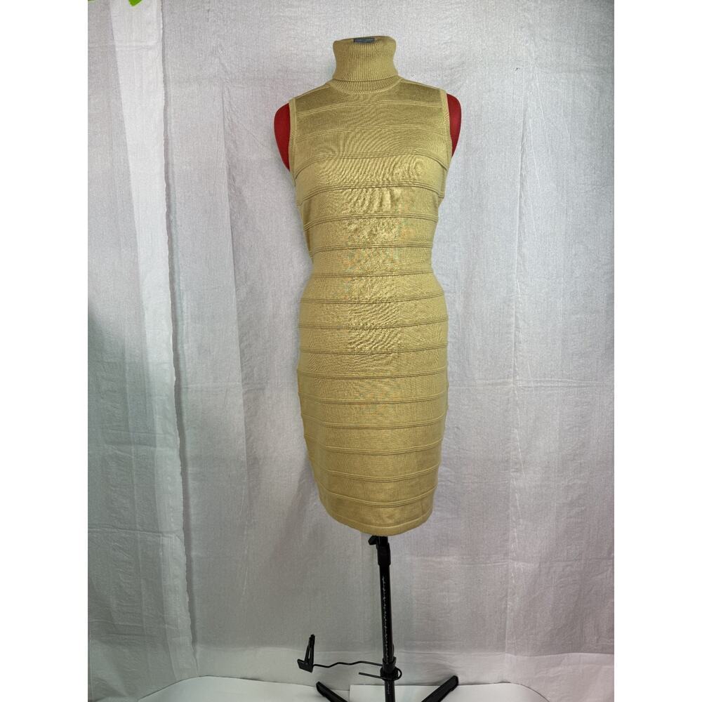Calvin Klein Sleeveless Turtleneck Sweater Size Medium Acrylic C610